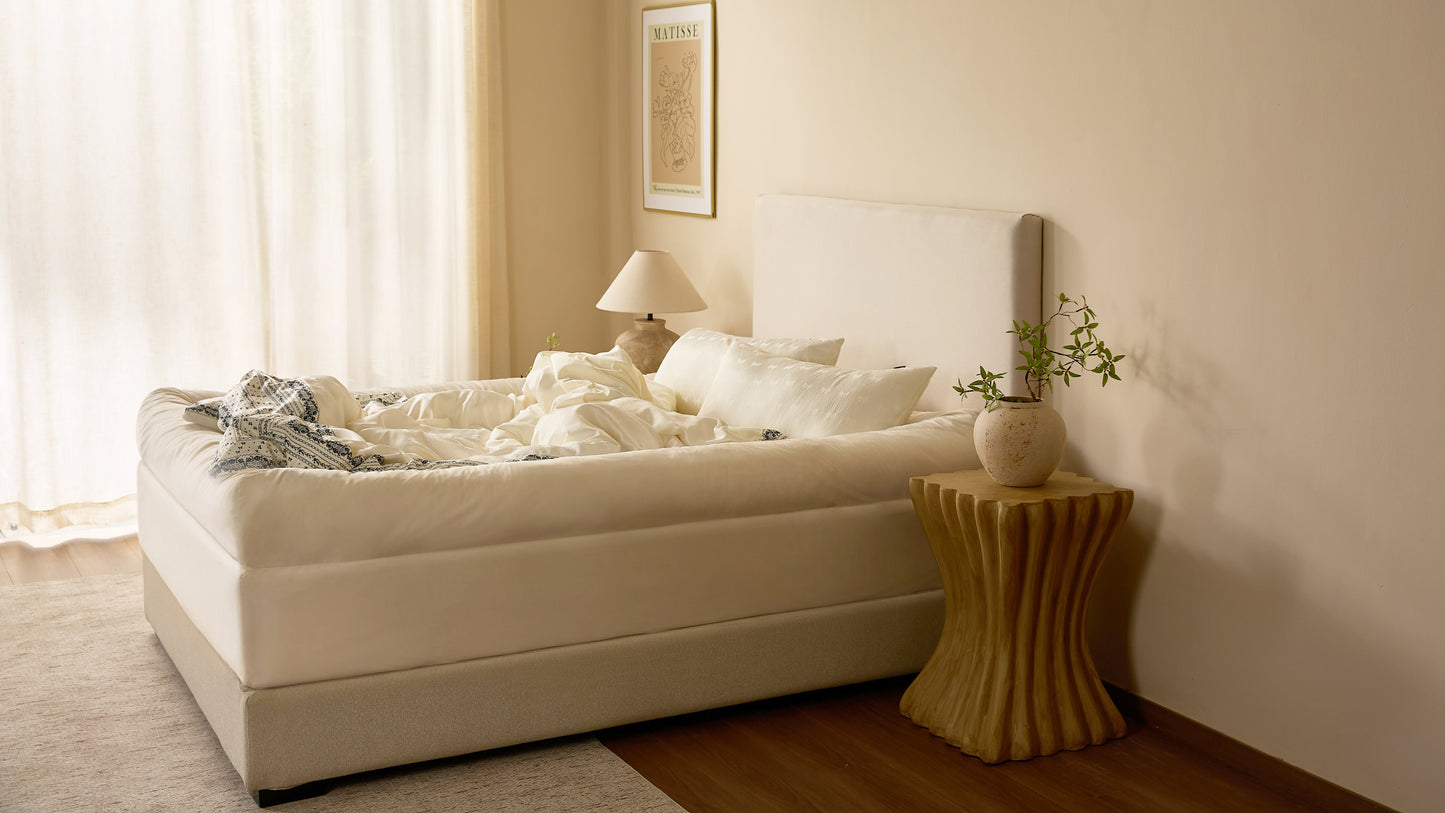 LullaNest™ Bordered Bed Sheet
