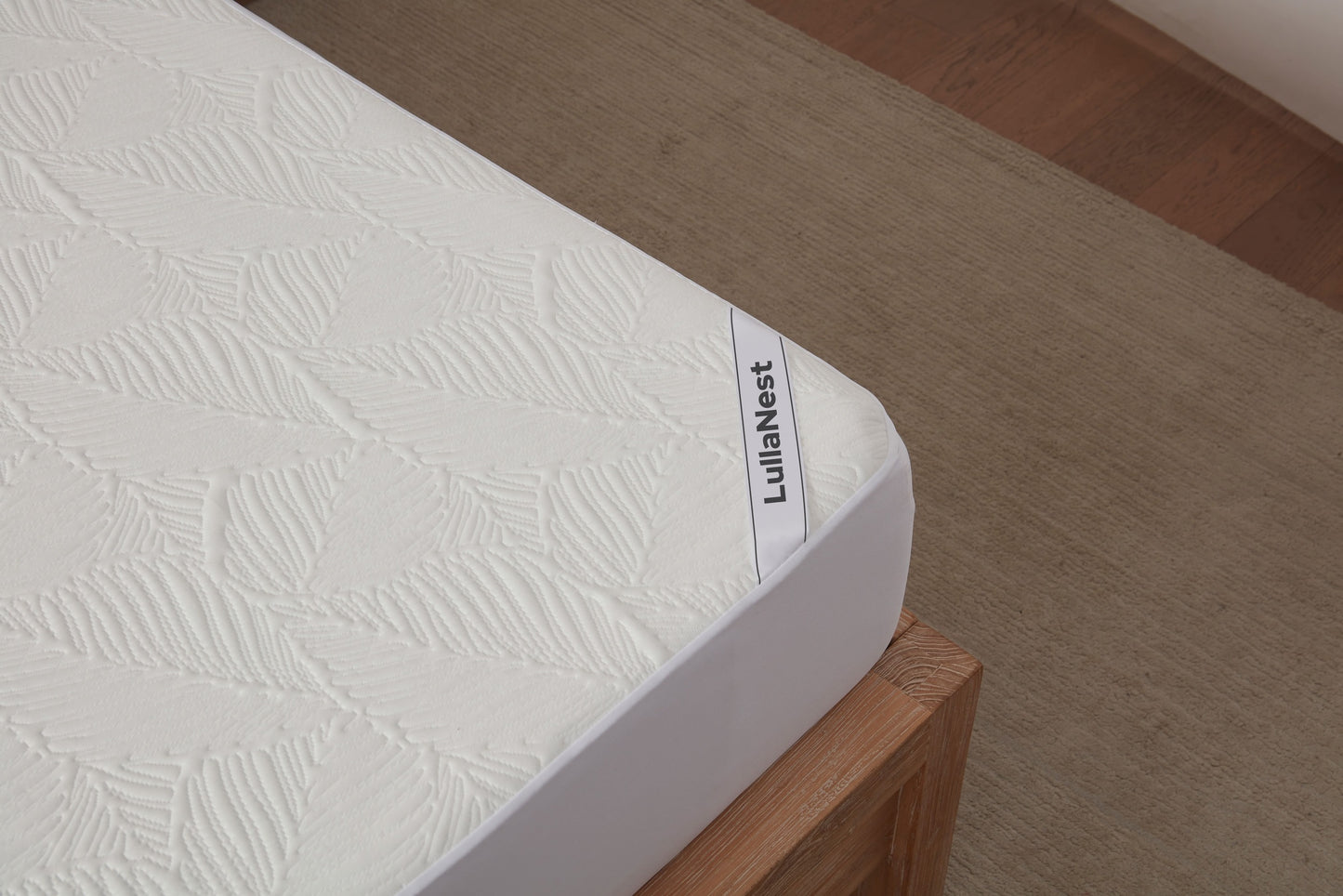LullaNest™ Bordered Bed Sheet