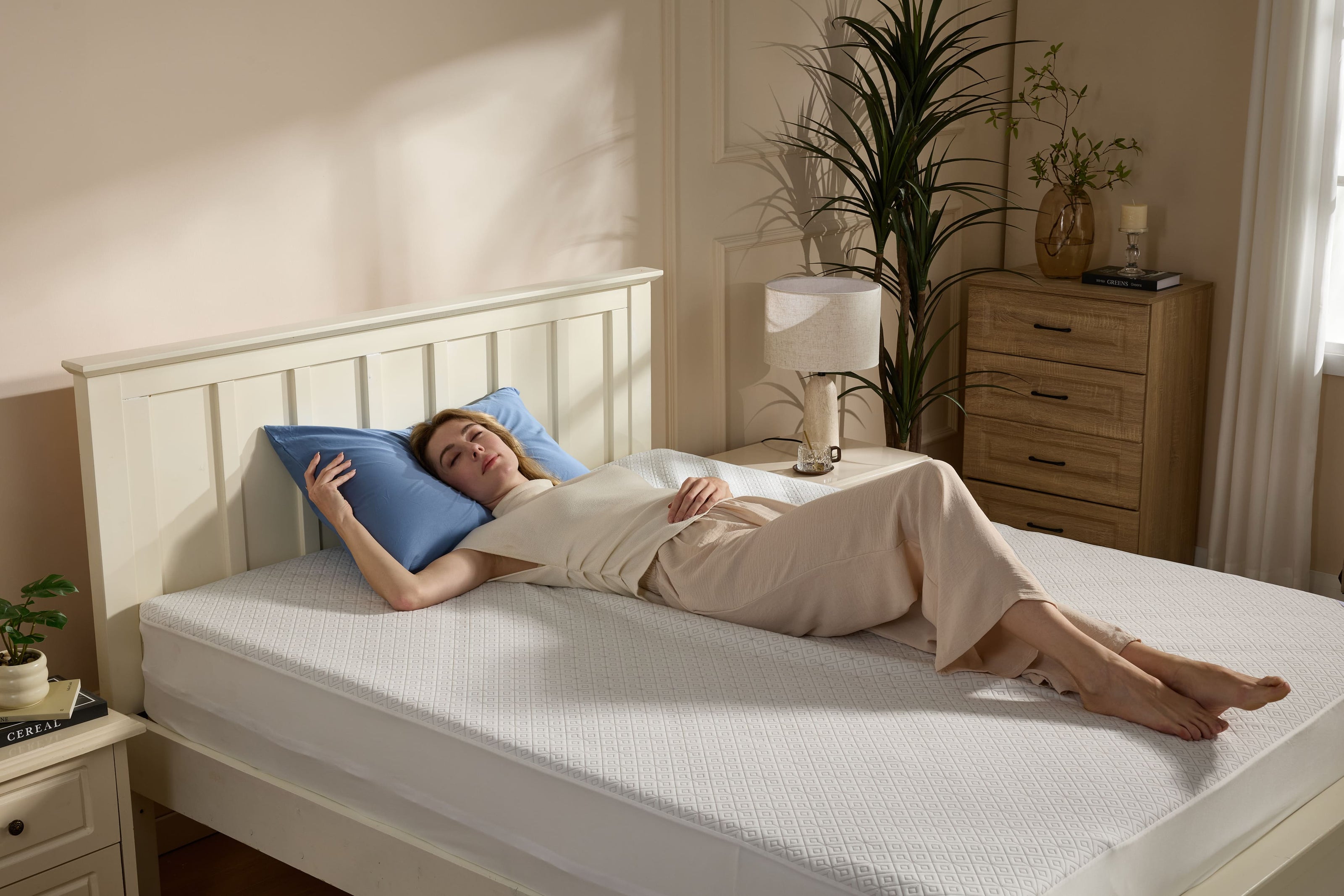 Bedlore® Waterproof Breathable Mattress Protector, Skin-Friendly and Noiseless