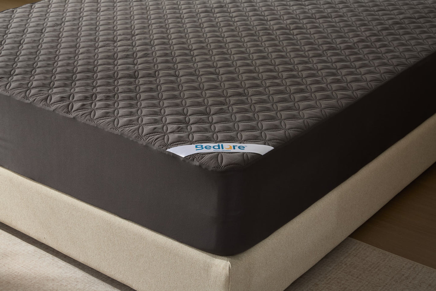Bedlore® Breathable Mattress Cover with Waterproof and Noiseless Fabric