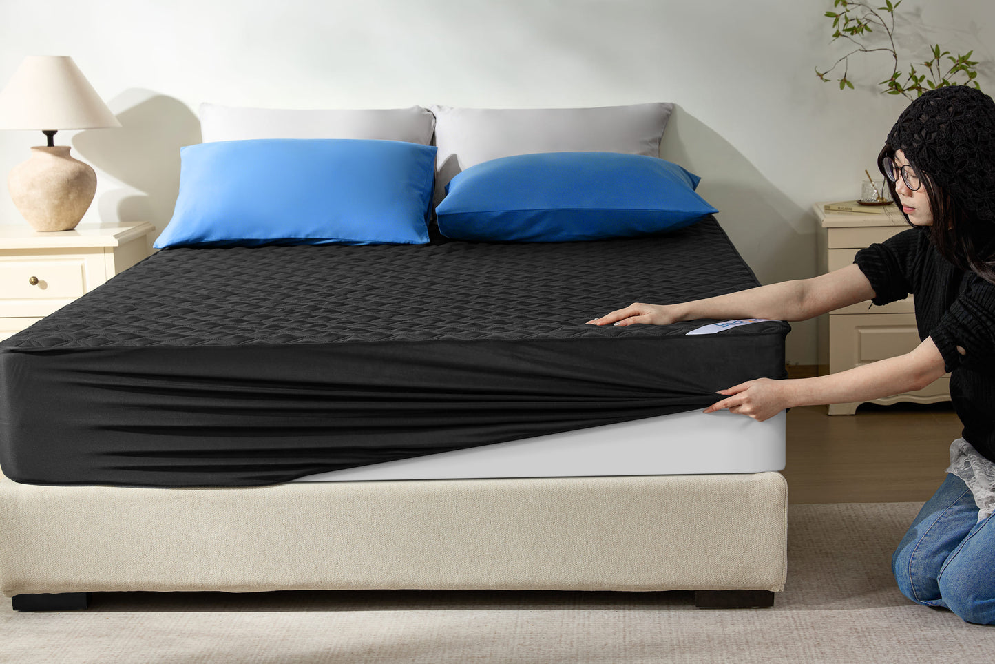 Bedlore® Breathable Mattress Cover with Waterproof and Noiseless Fabric