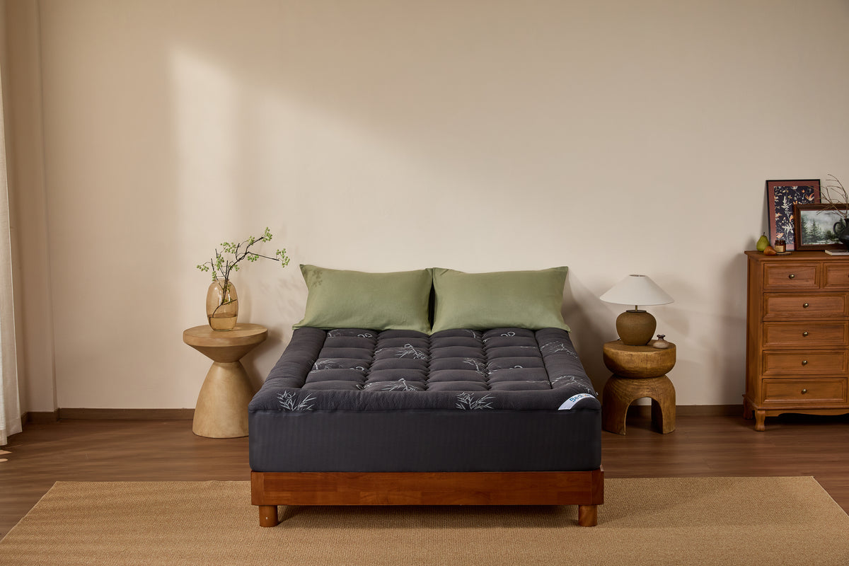 Bedlore® Plush Bamboo Mattress Topper, 800 GSM & Extra Fluffy