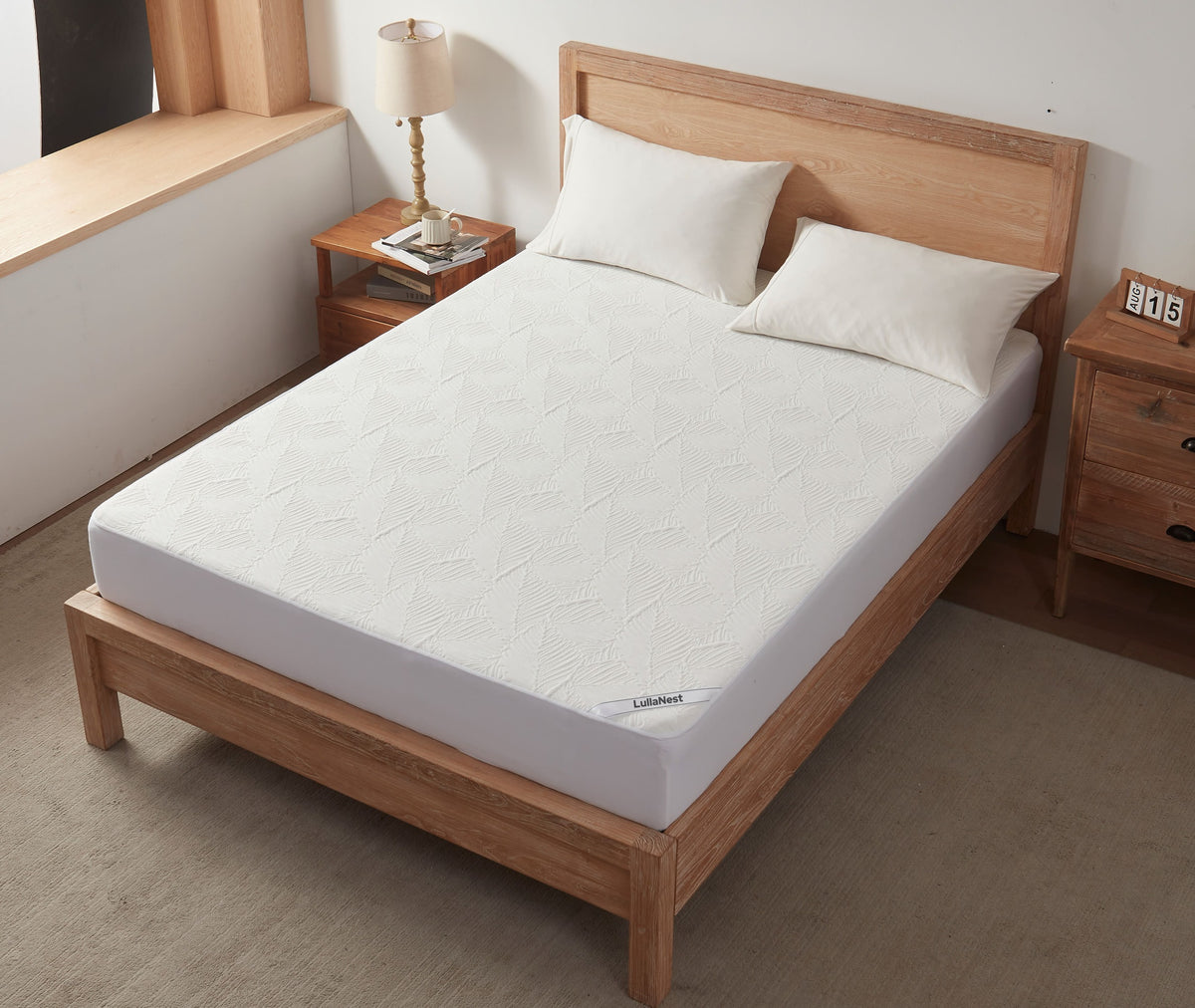 LullaNest™ Bordered Bed Sheet