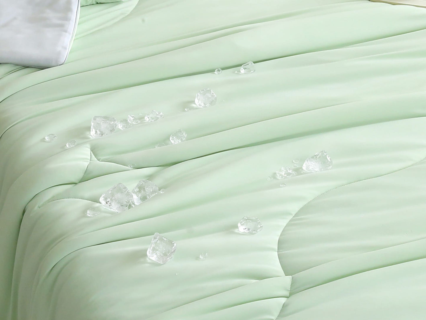 Bedlore® Summer Cooling Comforter