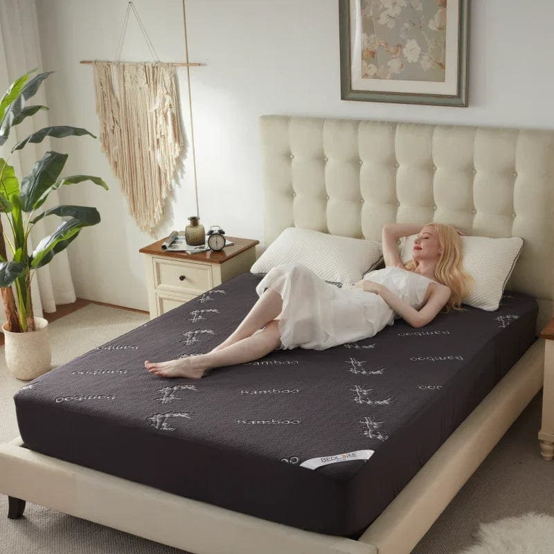 have a better sleep with this bamboo fabric waterproof mattress protector